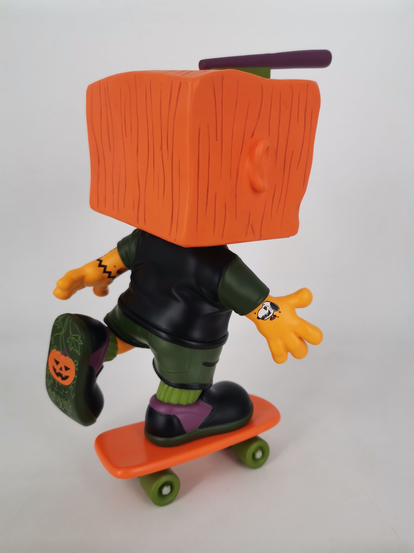 "Block O Lantern" Vinyl Figure